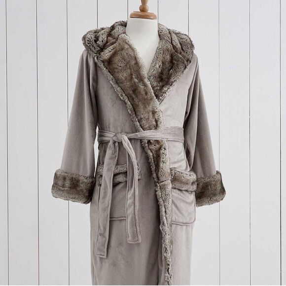 Ladies Pottery Barn Faux Fur Ombre Robe Size Medium Grey - Picture 1 of 12